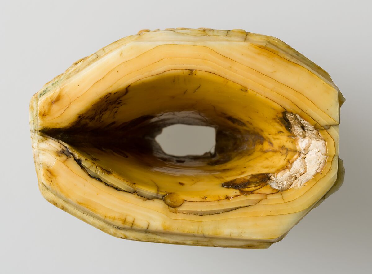 Decorative Mount, Walrus ivory (or whale tooth), German