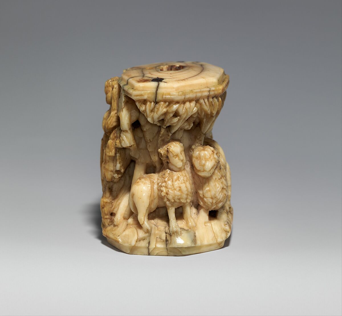 Decorative Mount, Walrus ivory (or whale tooth), German