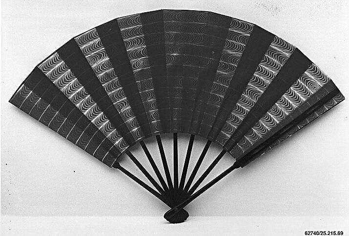 Fan, Paper and metal paint / paint, Japan 