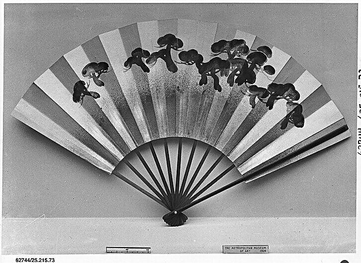 Fan, Paper and metal paint / Paint, Japan 