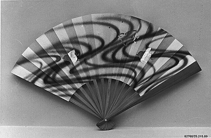 Fan, Paper and metal paint / Paint, Japan 