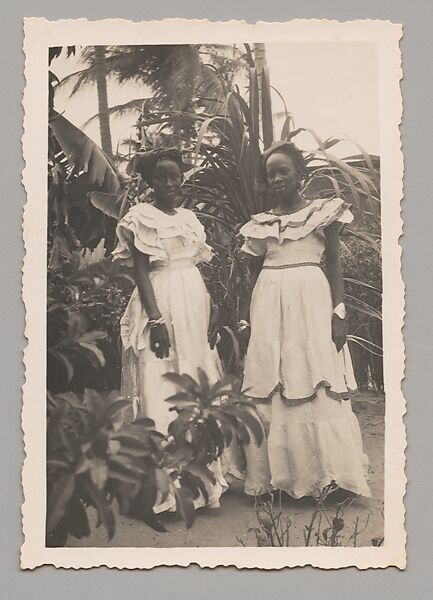 Two Women in a Garden, Macky Kane (Senegalese) (?), Gelatin silver print 