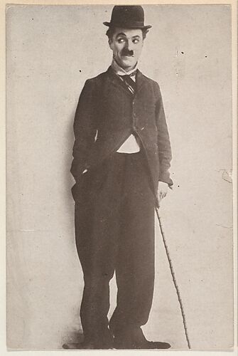 Charles Chaplin, bakery card from the Movie Stars series (D56), issued by the Ivan B. Nordhem Company and Simmen's Model Bakery