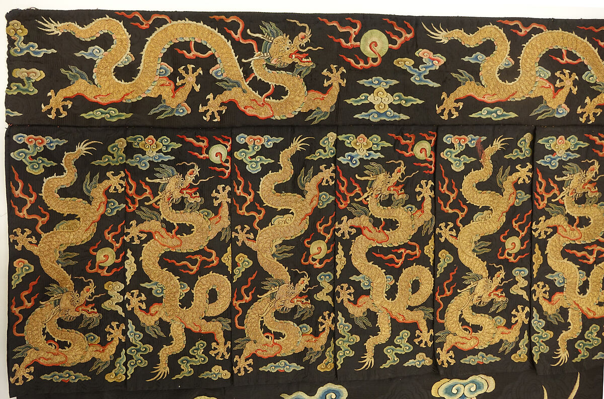 Hanging, Silk, metallic thread;  on silk, China