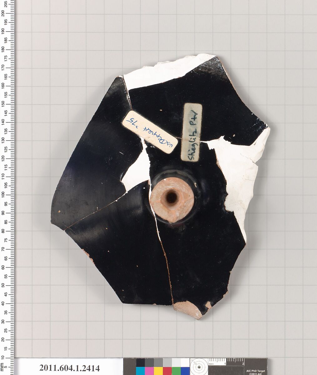 Terracotta fragment of a kylix (drinking cup), Attributed to the Stieglitz Painter [DvB], Terracotta, Greek, Attic