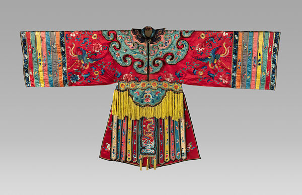 Theatrical robe with phoenix and floral patterns