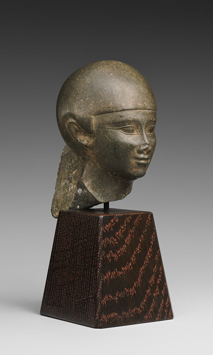 Head of a young woman, Mutnefret, Basalt