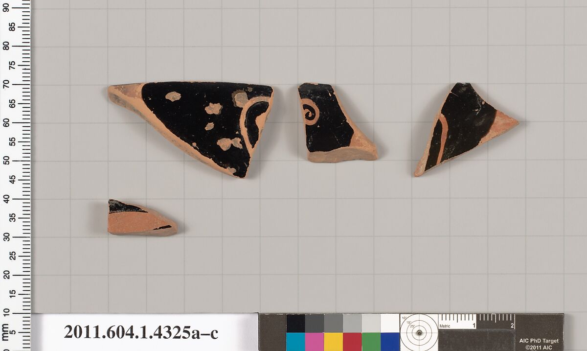 Terracotta rim fragments of kylikes (drinking cups), Terracotta, Greek, Attic 