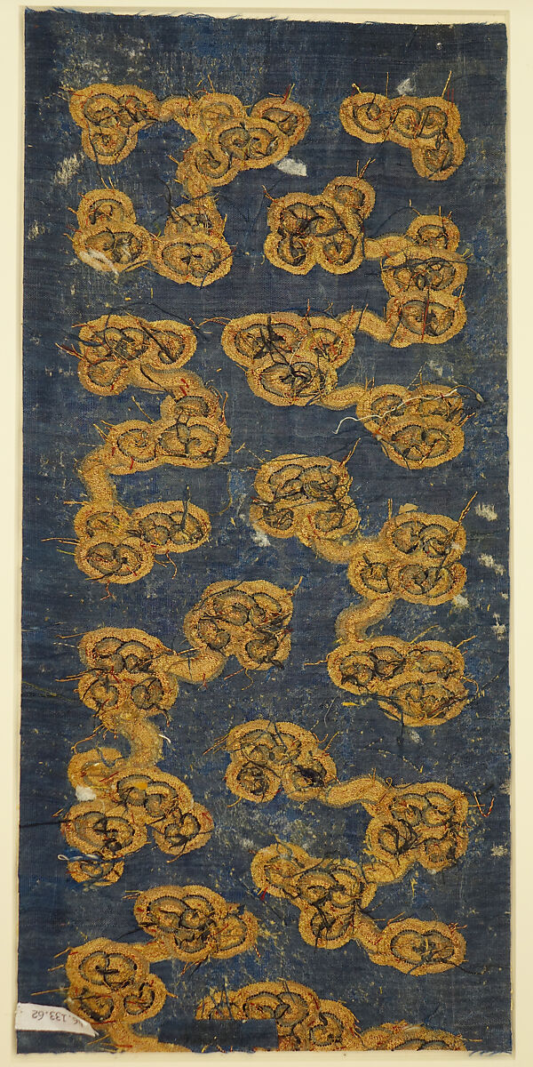 Textile fragment with stylized clouds, Silk and metal thread tapestry (kesi), China