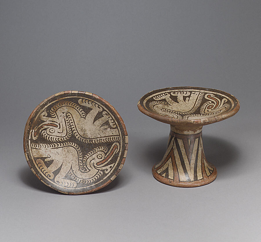 Pair of Pedestal Plates, Ceramic, Conte or Coclé (Macaracas) 