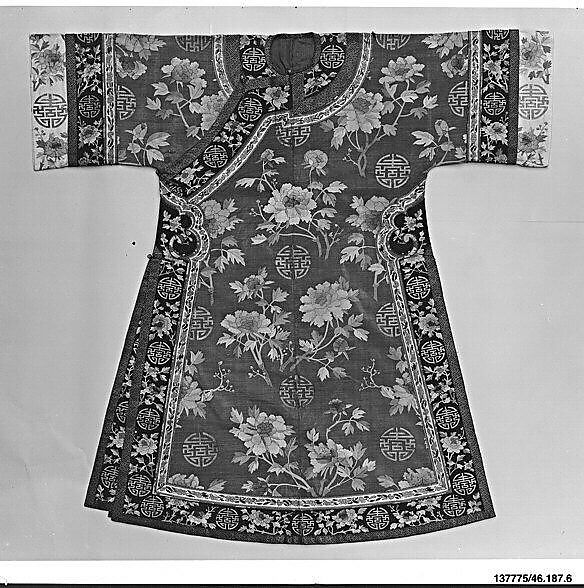 Woman's robe with peonies and shou medallions, Silk and metal thread tapestry (kesi), China 