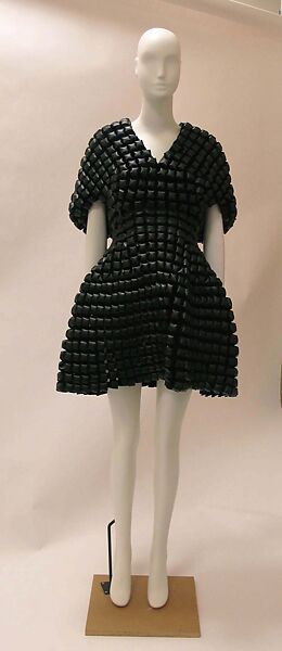 Dress, noir kei ninomiya (Japanese, founded 2013), plastic (polyurethane), polyester, cupro, metal, Japanese 