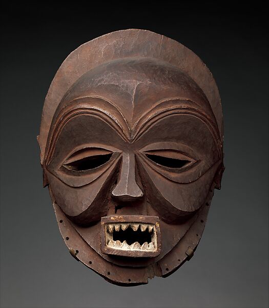 Sachihongo Mask, Wood, pigment(?), Mbunda peoples 