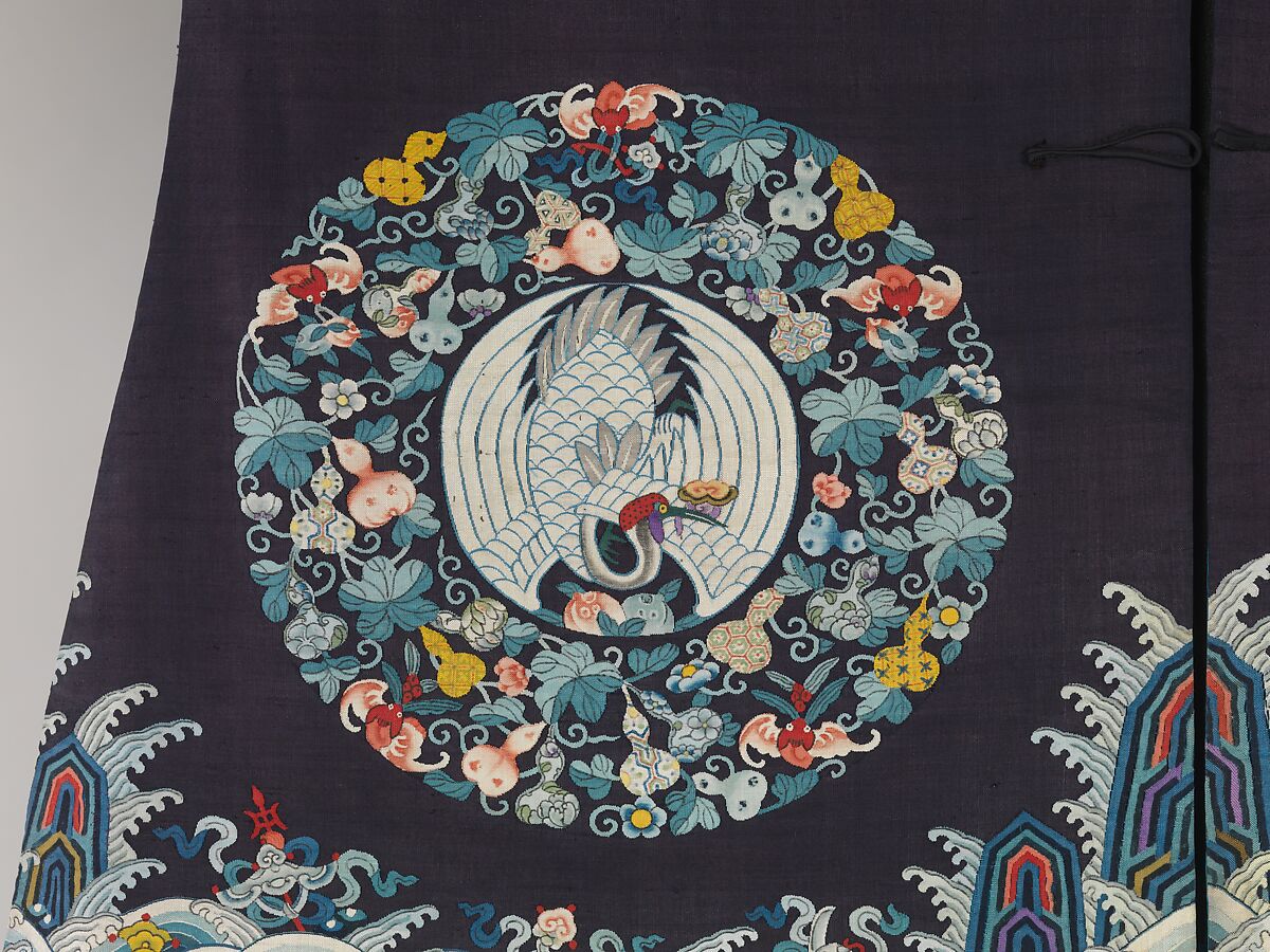 Woman’s coat with crane medallions, Silk tapestry (kesi), China