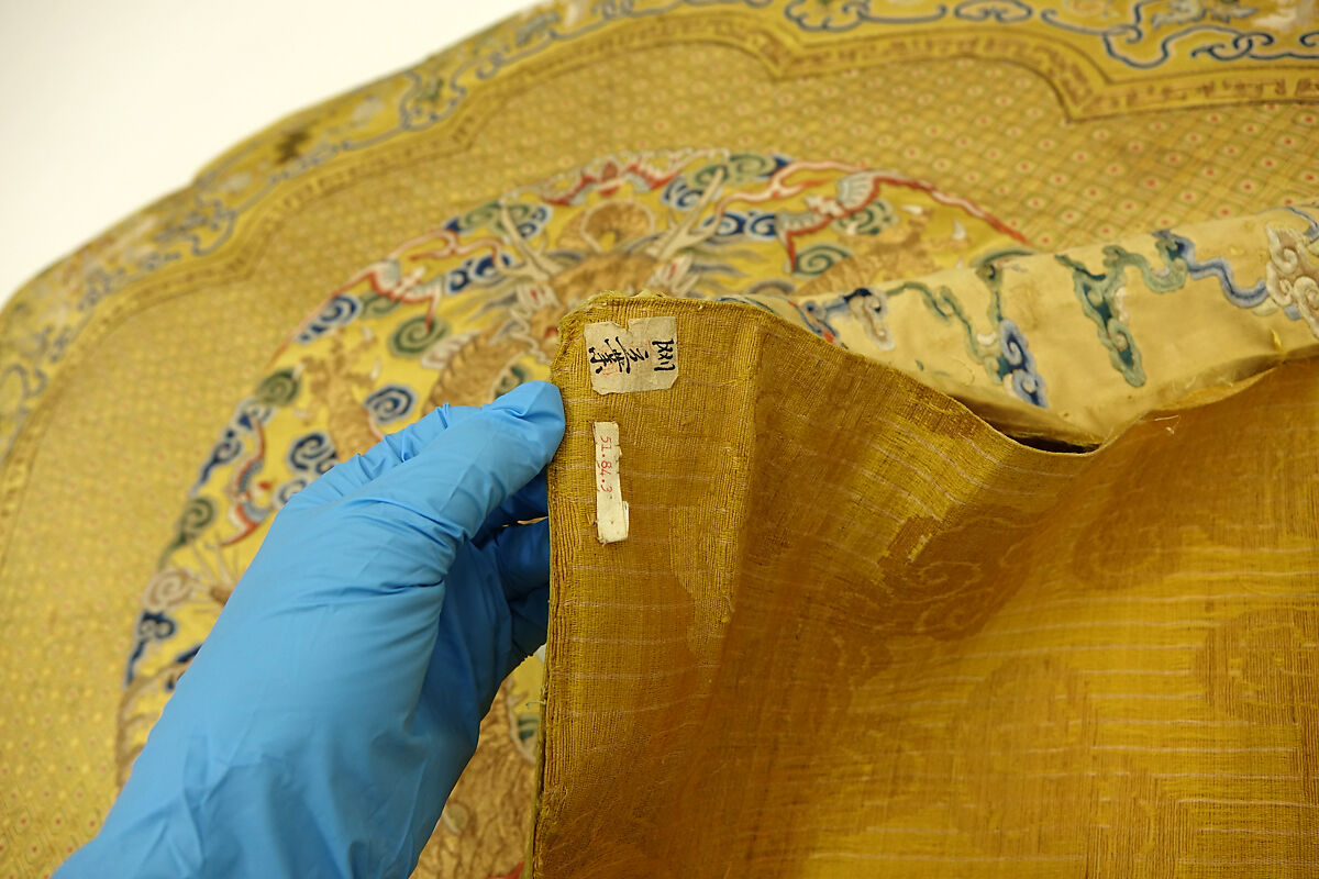 Cushion Cover for Throne Back, Silk, metallic thread;  on silk, China