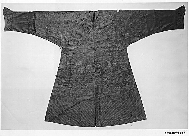 Man's Court Robe, Silk, China 