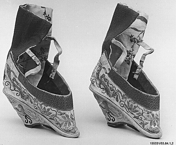 Woman's Shoe for Bound Feet, Silk, linen, leather, metallic thread, China