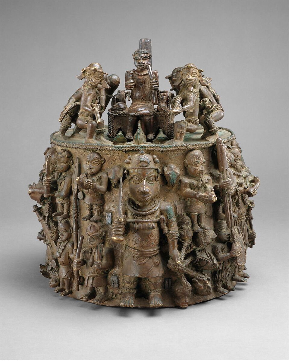 The Ézọ́mọ's Ikẹ̀gòbọ̀ (Altar to the Hand), Ìgùn Ẹ́rọ̀nwwọ̀n (brass-casting guild) artists, Brass, Edo peoples