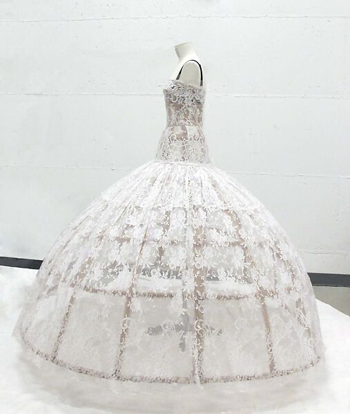 Ball gown, Dolce &amp; Gabbana (Italian, founded 1985), silk, cotton, metal, synthetic, Italian