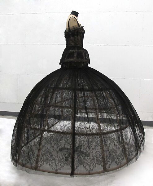 Ball gown, Dolce &amp; Gabbana (Italian, founded 1985), silk, cotton, metal, synthetic, Italian