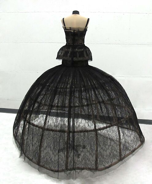 Ball gown, Dolce &amp; Gabbana (Italian, founded 1985), silk, cotton, metal, synthetic, Italian