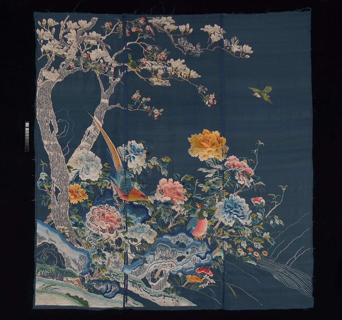 Hanging, Silk;  on silk, China