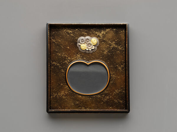 Writing Box (Suzuribako) with Autumn Grasses and Moon, Unryūan (Kitamura Tatsuō) (Japanese, born 1952), Lacquered wood with gold takamaki-e, hiramaki-e, togidashimaki-e, cut-out gold foil application, and mother-of-pearl inlay , Japan