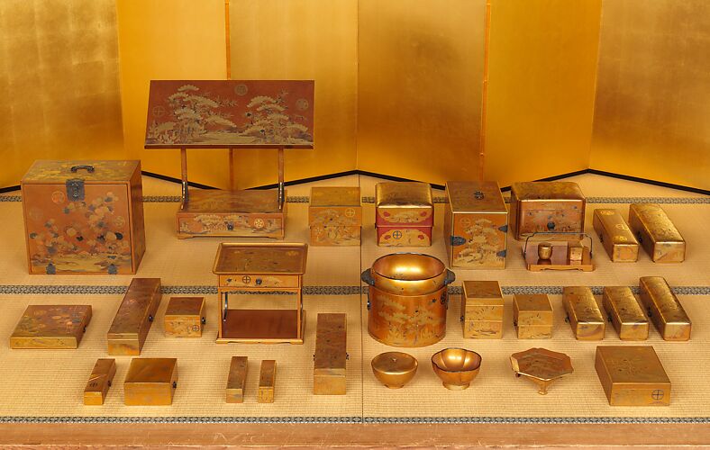 Daimyō wedding set with pine, bamboo, and cherry blossom decoratio