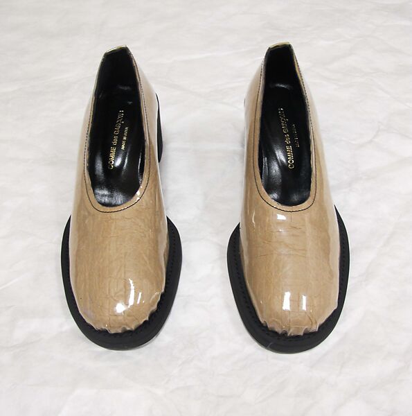 Ensemble, Comme des Garçons (Japanese, founded 1969), polyester, nylon, plastic (polyvinyl chloride), silk, rayon, metal, Japanese