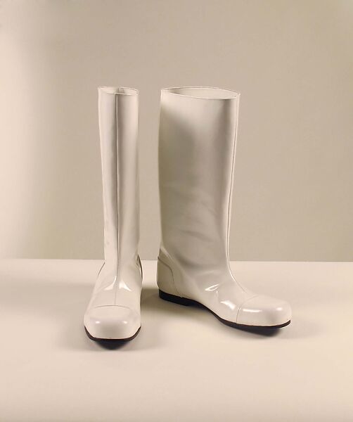 Ensemble, Comme des Garçons (Japanese, founded 1969), (a) plastic (foam); (b) acrylic, nylon; (c) rayon, cotton/polyester, viscose rayon; (d, e) cotton, plastic (polyurethane), Japanese
