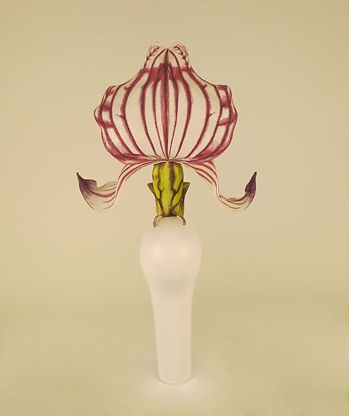"Paphiopedilum Philippinense Orchid", Philip Treacy (Irish, born 1966), silk, synthetic, straw, metal, British