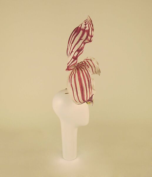 "Paphiopedilum Philippinense Orchid", Philip Treacy (Irish, born 1966), silk, synthetic, straw, metal, British