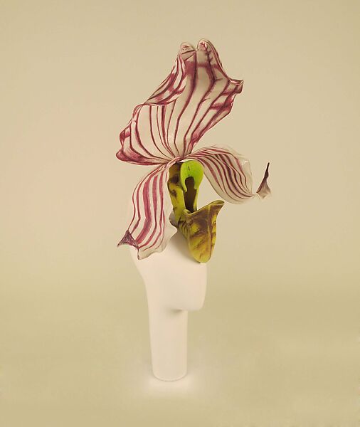 "Paphiopedilum Philippinense Orchid", Philip Treacy (Irish, born 1966), silk, synthetic, straw, metal, British