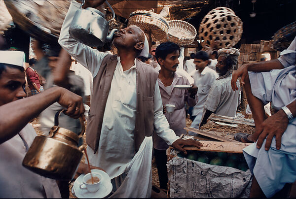 Crawford Market, Bombay, Maharashtra, Raghubir Singh (Indian, 1942–1999), Chromogenic print 