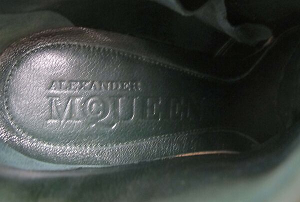 "Armadillo", Alexander McQueen (British, founded 1992), snakeskin, leather metal, wood, synthetic, British