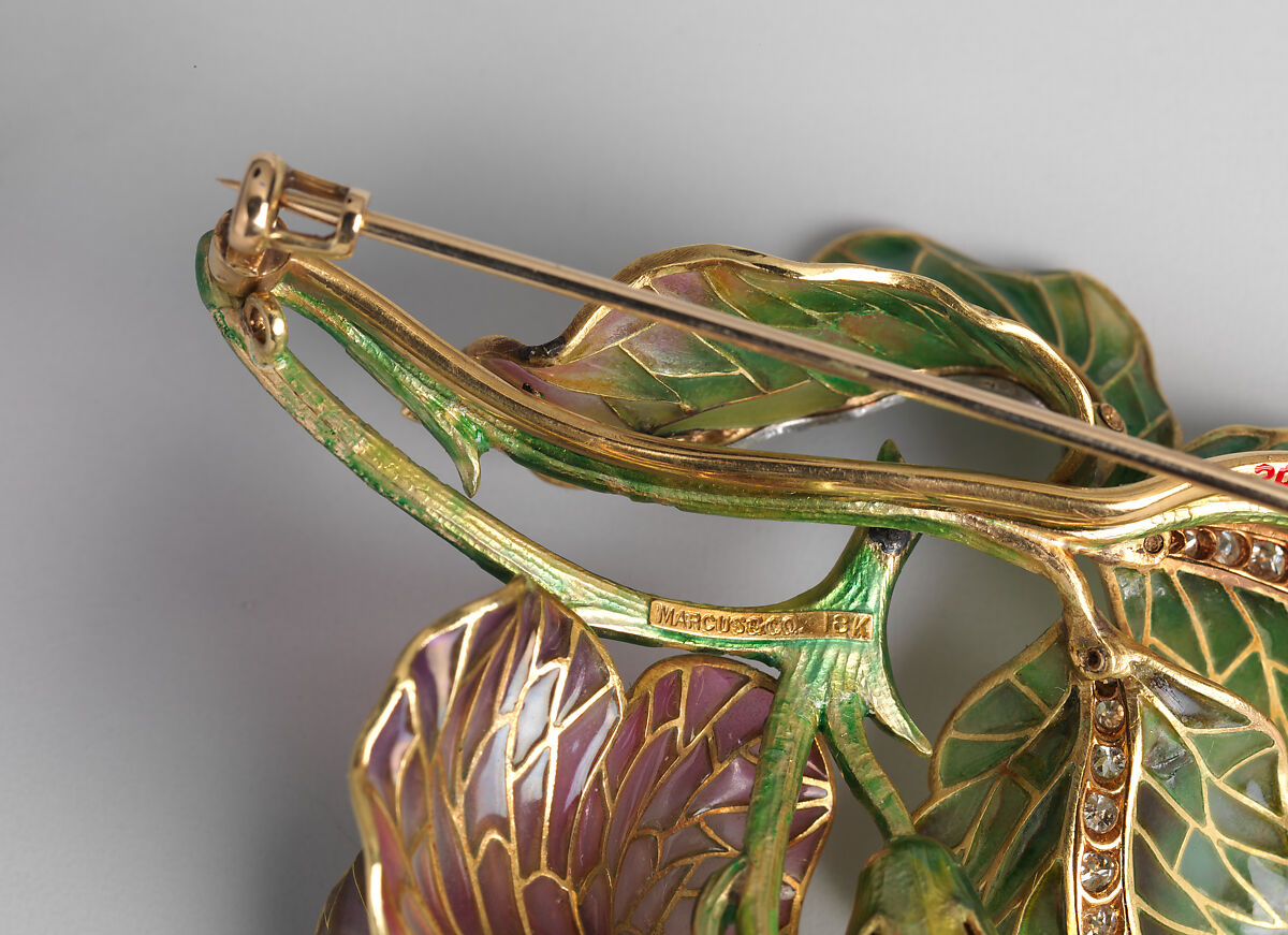 Brooch, Marcus and Co. (American, New York, 1892–1942), Plique-à-jour enamel, conch pearl, diamond, platinum and eighteen karat gold, American
