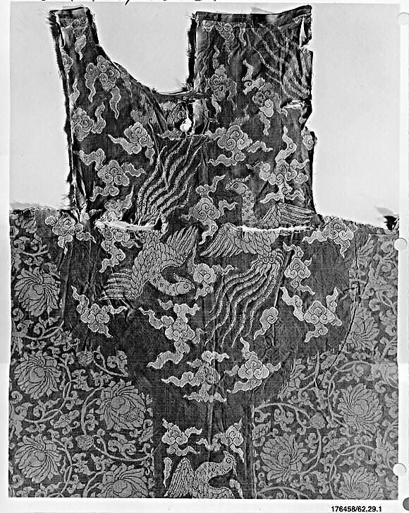 Section of Robe, Silk, gilding, China