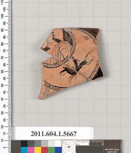 Terracotta rim fragment of a kylix (drinking cup)