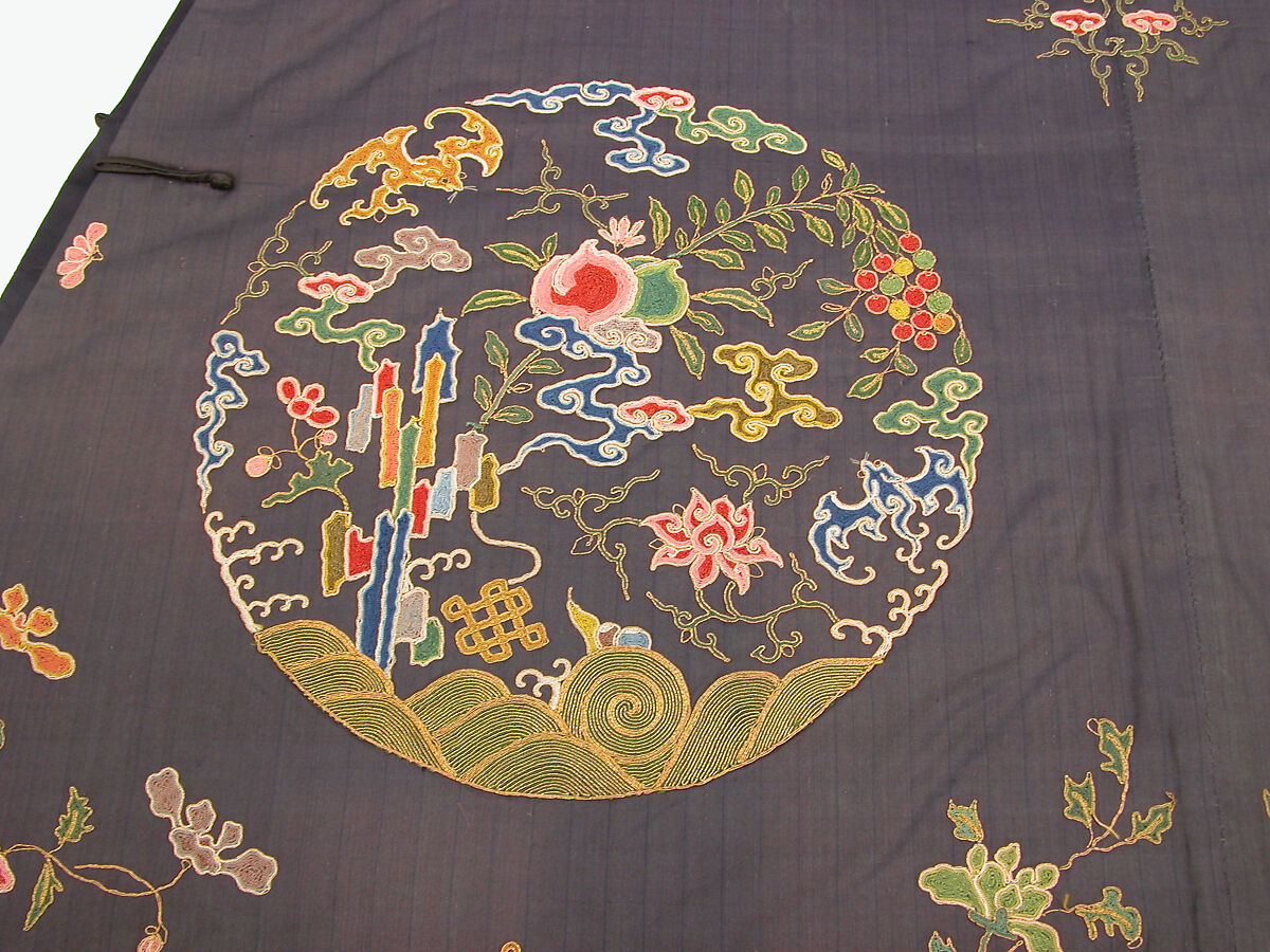Woman's Informal Robe with Garden Roundels, Silk and metallic thread embroidery on plain-weave silk, China