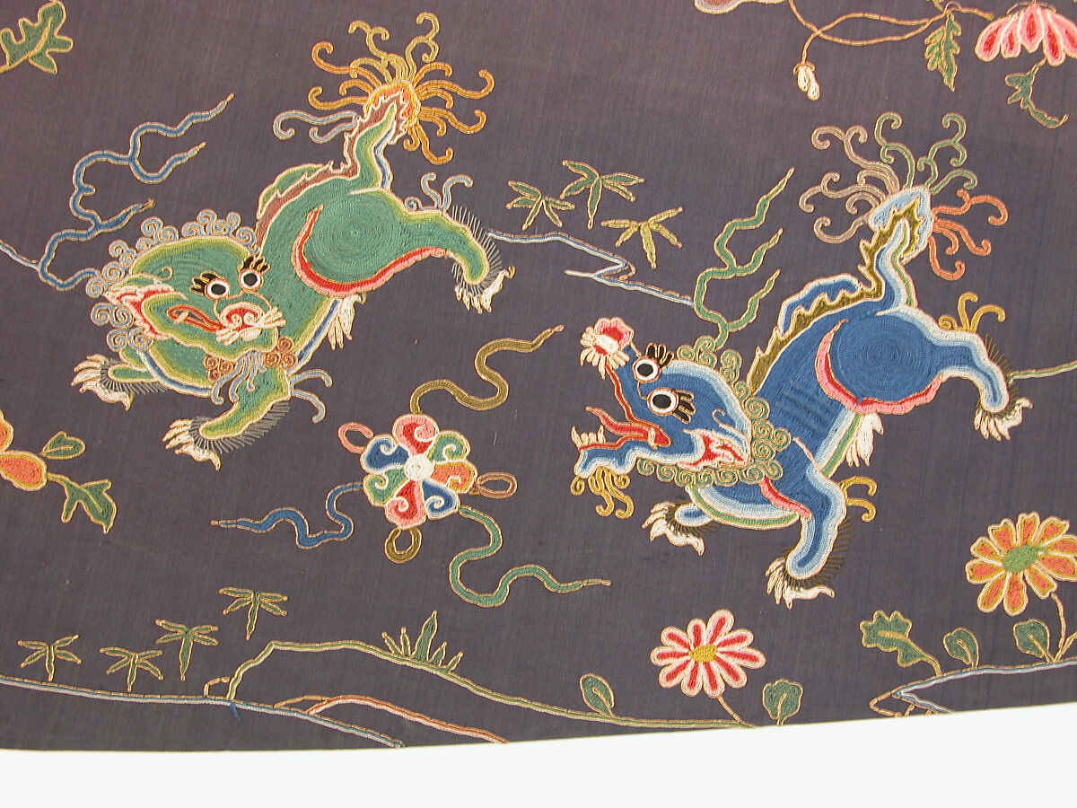 Woman's Informal Robe with Garden Roundels, Silk and metallic thread embroidery on plain-weave silk, China