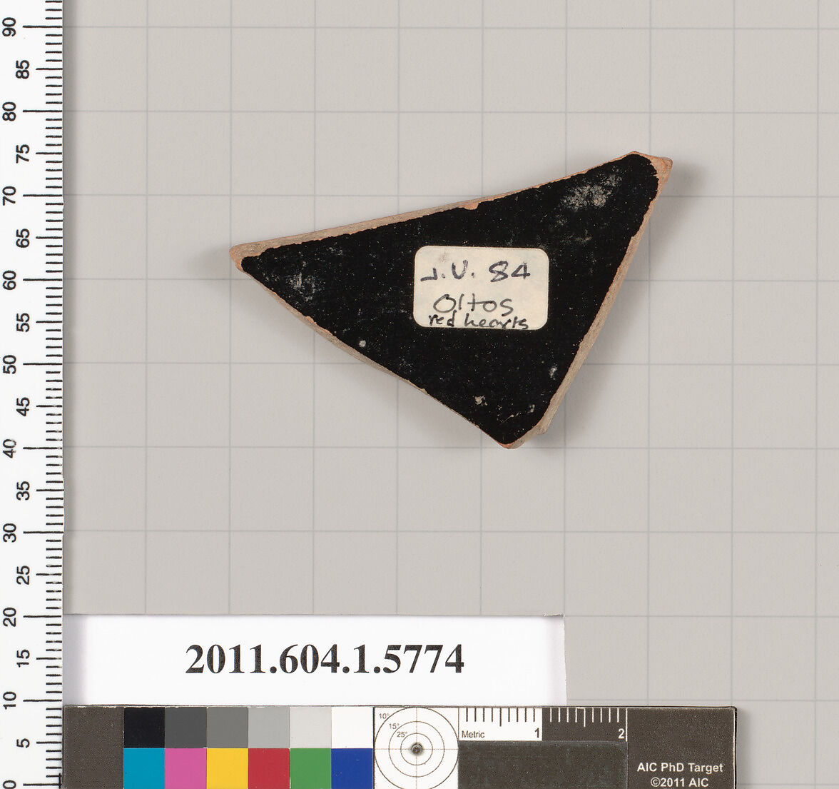 Terracotta fragment of a kylix: eye-cup  (drinking cup), Attributed to Oltos [DvB], Terracotta, Greek, Attic