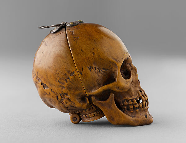 Prayer Bead in the Form of a Skull with the Entry into Jerusalem and the Carrying of the Cross, Fruitwood, German (?) 