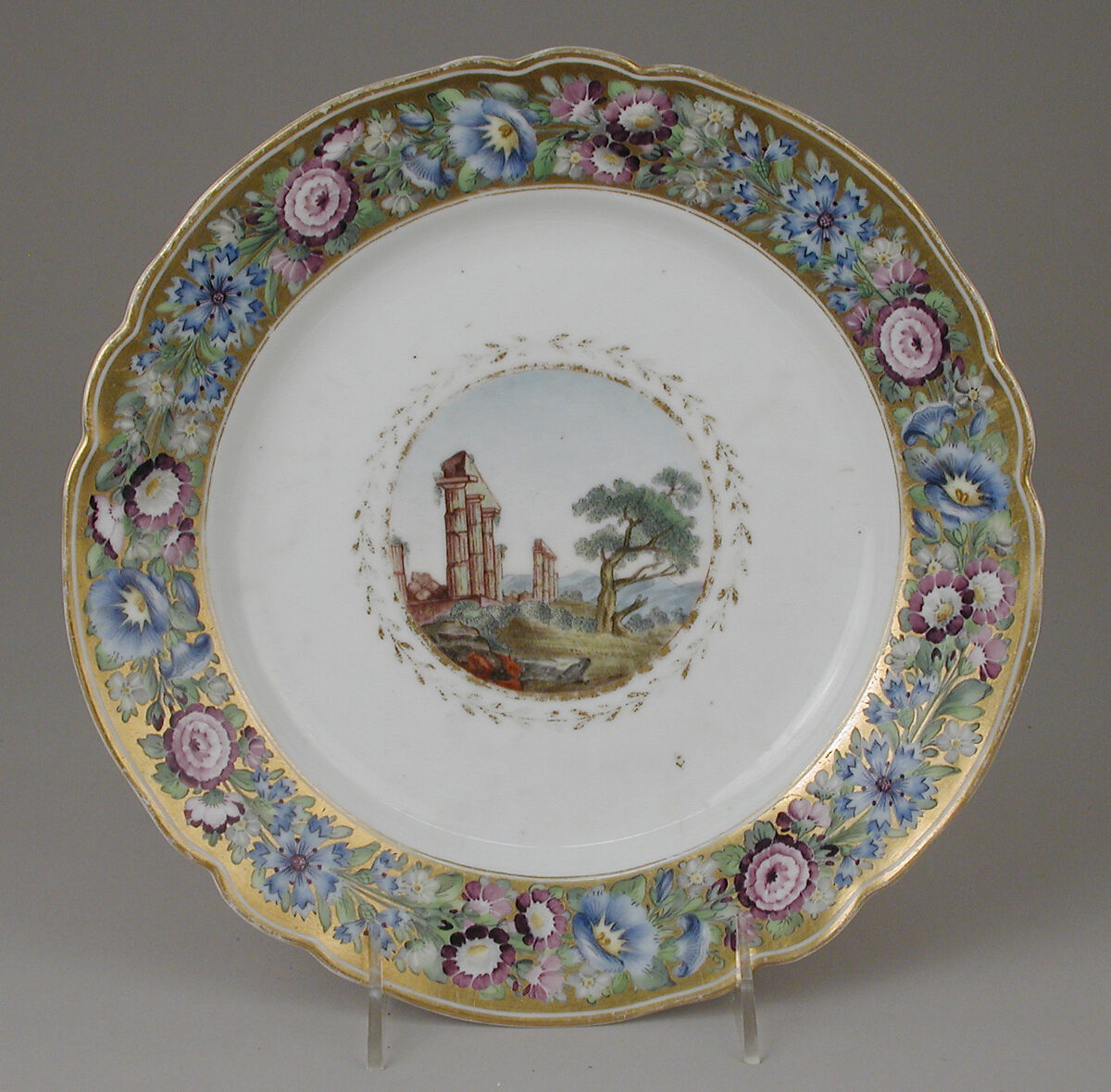 Plate, Imperial Porcelain Manufactory, St. Petersburg (Russian, 1744–present), Hard-paste porcelain, Russian, St. Petersburg 