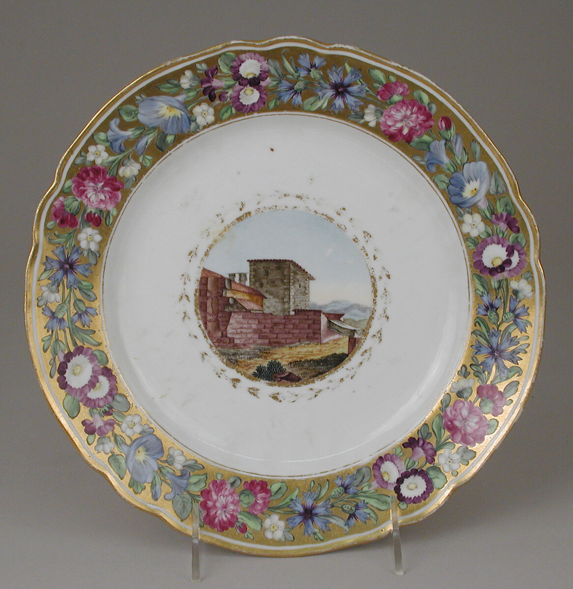 Plate, Imperial Porcelain Manufactory, St. Petersburg (Russian, 1744–present), Hard-paste porcelain, Russian, St. Petersburg 