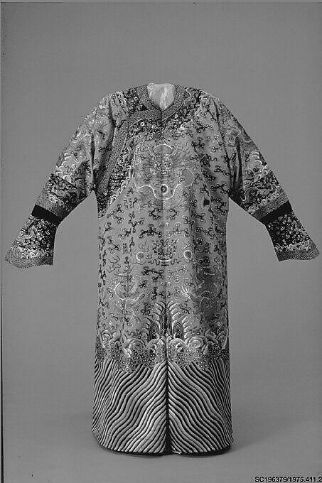 Twelve-Symbol Robe for Imperial Woman, Silk, China 