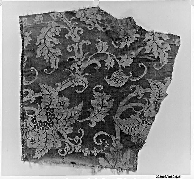 Piece, Silk damask with twill pattern, China for Western market 