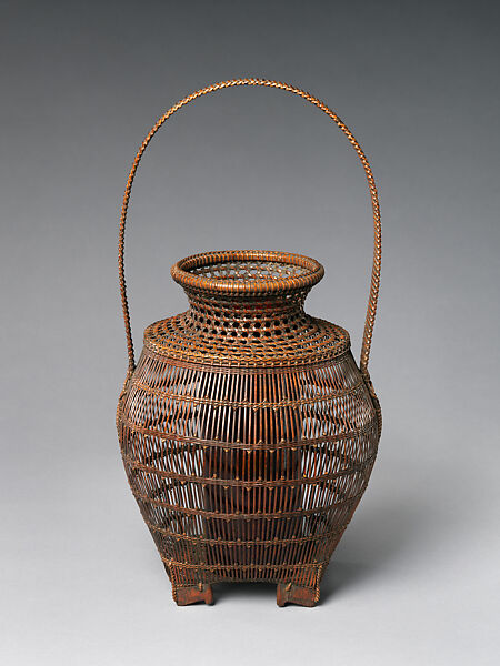 Flower Basket (Tamasudare-ami hanakago), Yamamoto Chikuryūsai I (Japanese, 1868–1945), Timber bamboo, rattan, and lacquer, Japan 
