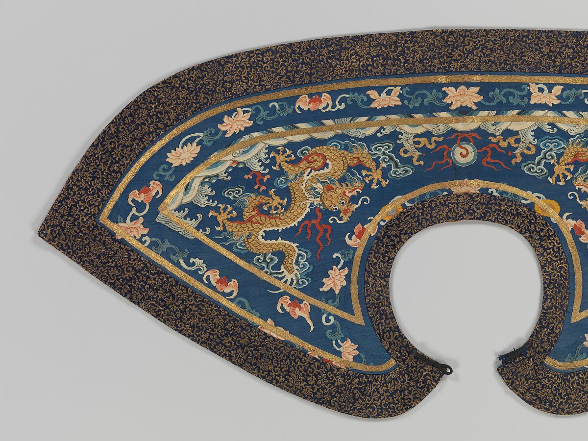 Formal Collar, Silk and metallic-thread tapestry (kesi) with painted details, embroidered with metallic thread, China