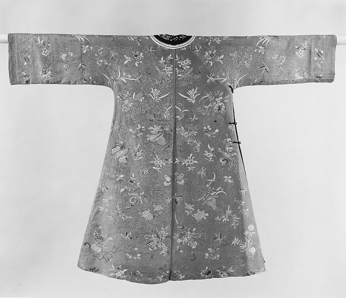 Woman's Informal Robe, Silk, China 