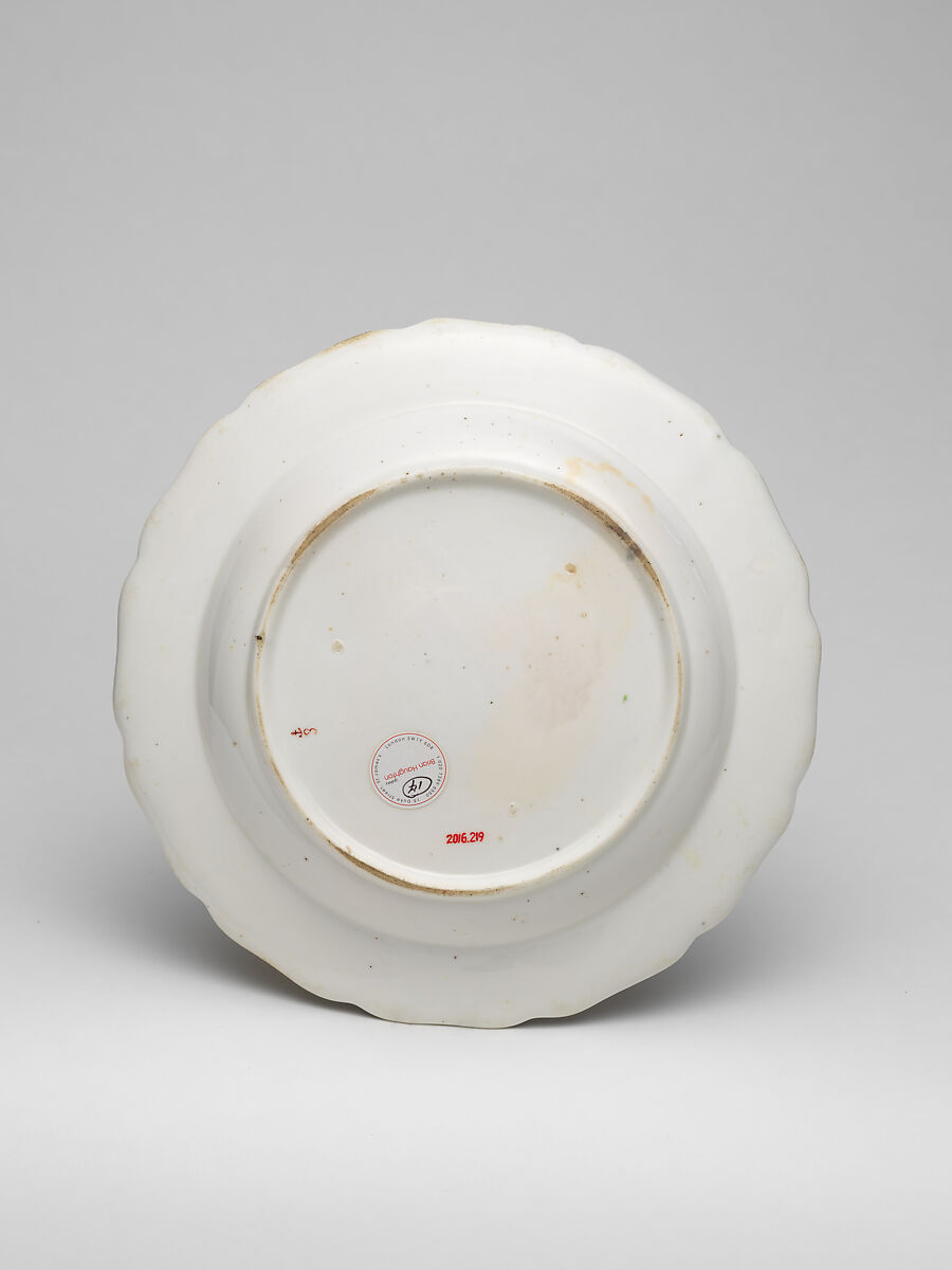 Botanical plate with honeysuckle spray, Chelsea Porcelain Manufactory (British, 1745–1784, Red Anchor Period, ca. 1753–58), Soft-paste porcelain, British, Chelsea